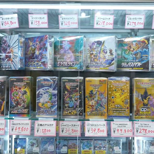 Pokémon cards at MACH